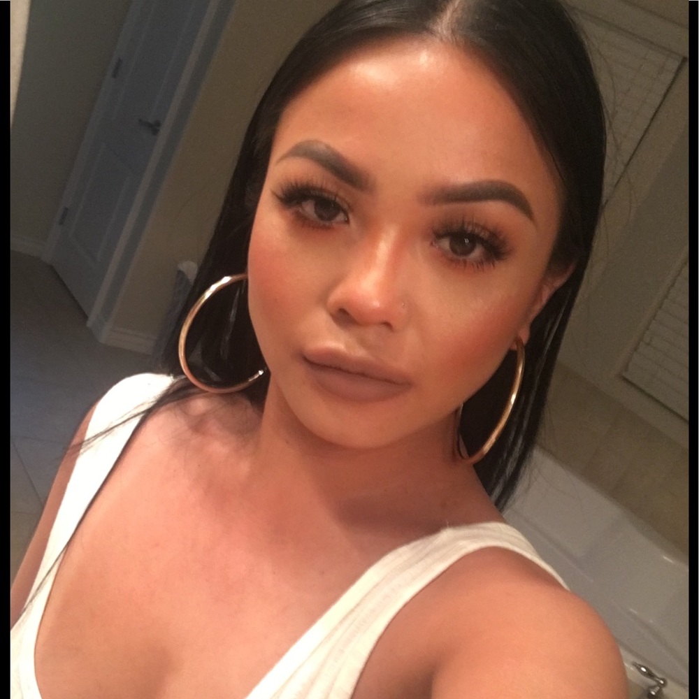 Meet your Posher, Katrina
